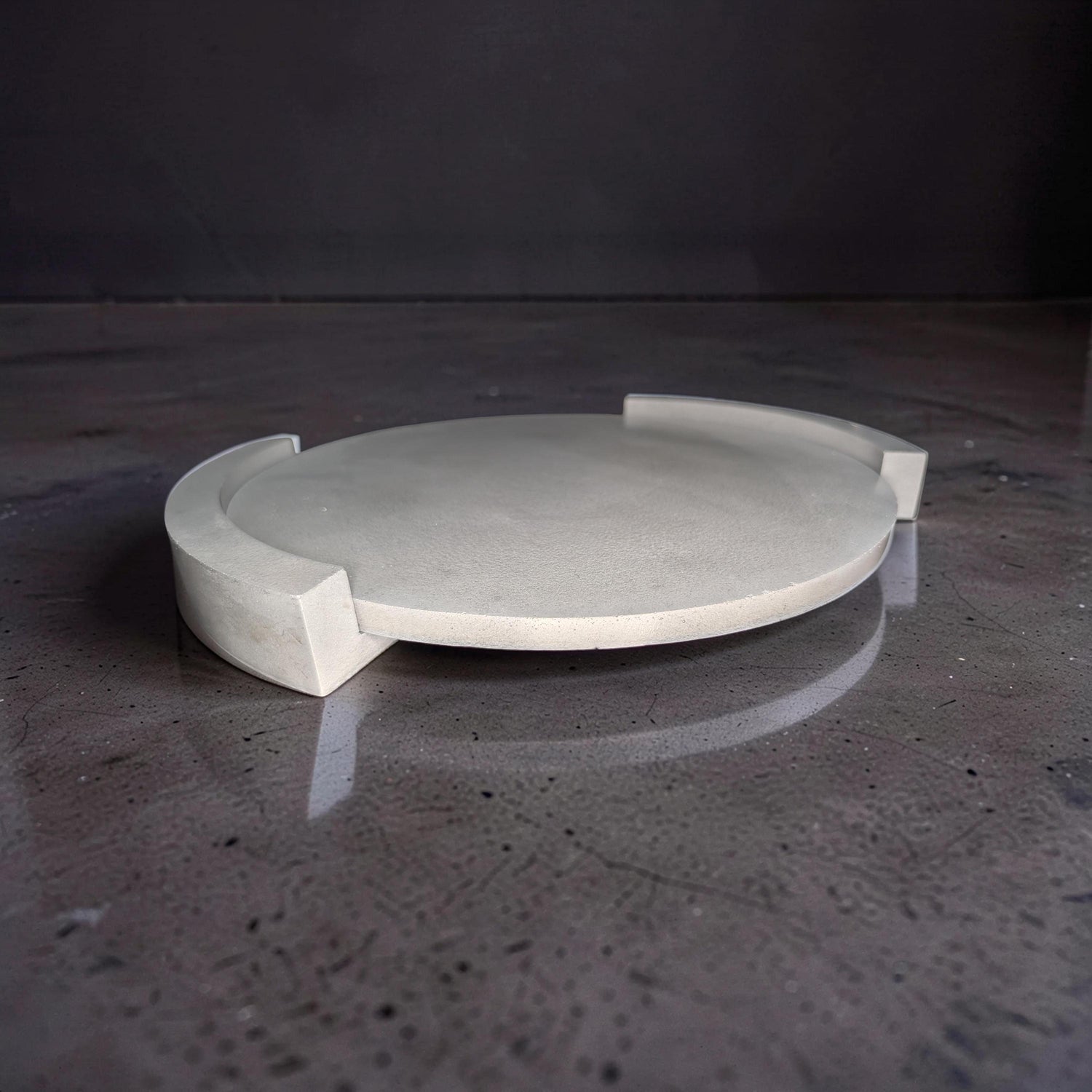 Large Round Concrete Tray with Removable Legs, Modular Grey Decorative Plate, Minimalist Riser Jewelry Dish, Modern Industrial Shelf Accent