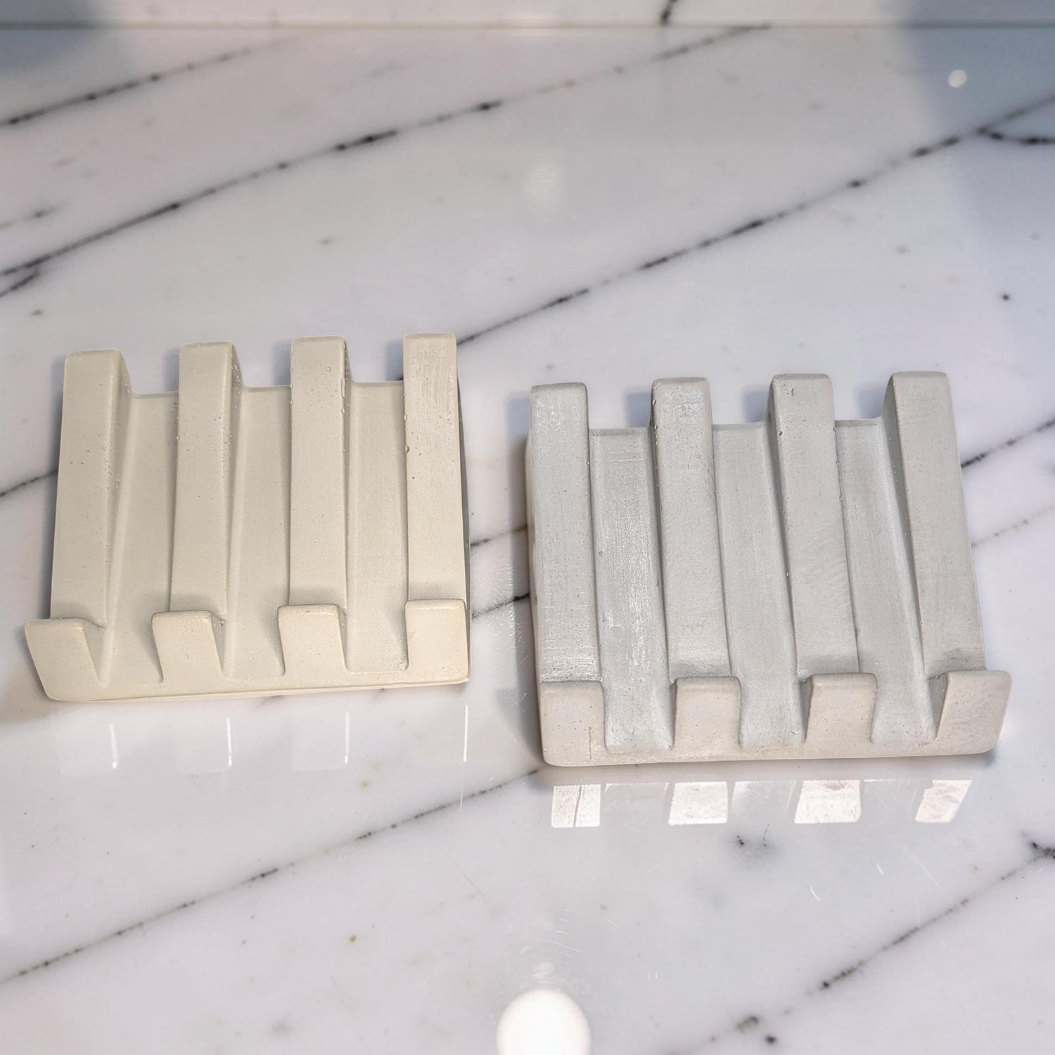 Concrete Waterfall Soap Dish | Self Draining Soap Holder for Bathroom and Kitchen Shower | Plain Concrete Modern Soap Saver Dish