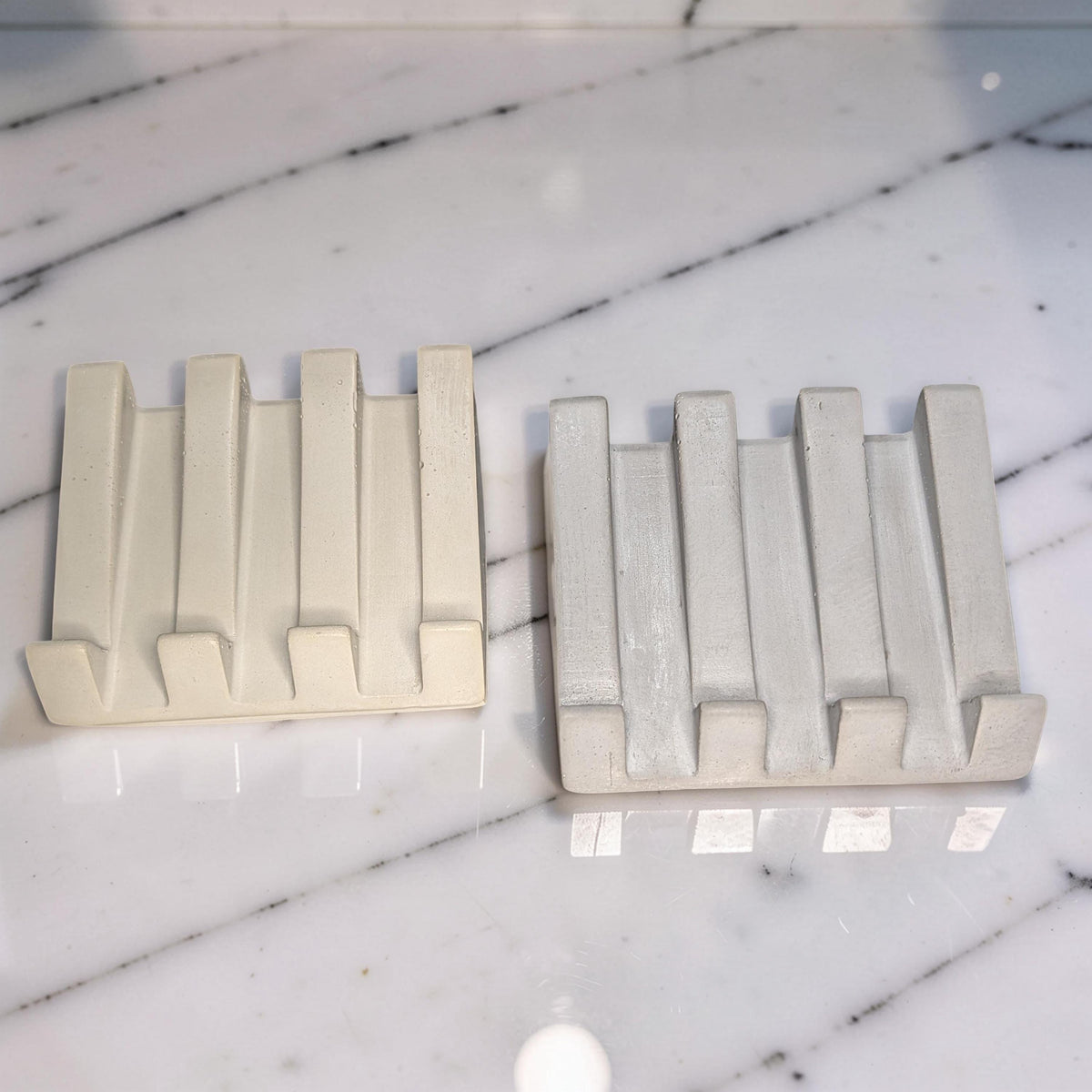 Concrete Waterfall Soap Dish | Self Draining Soap Holder for Bathroom and Kitchen Shower | Plain Concrete Modern Soap Saver Dish