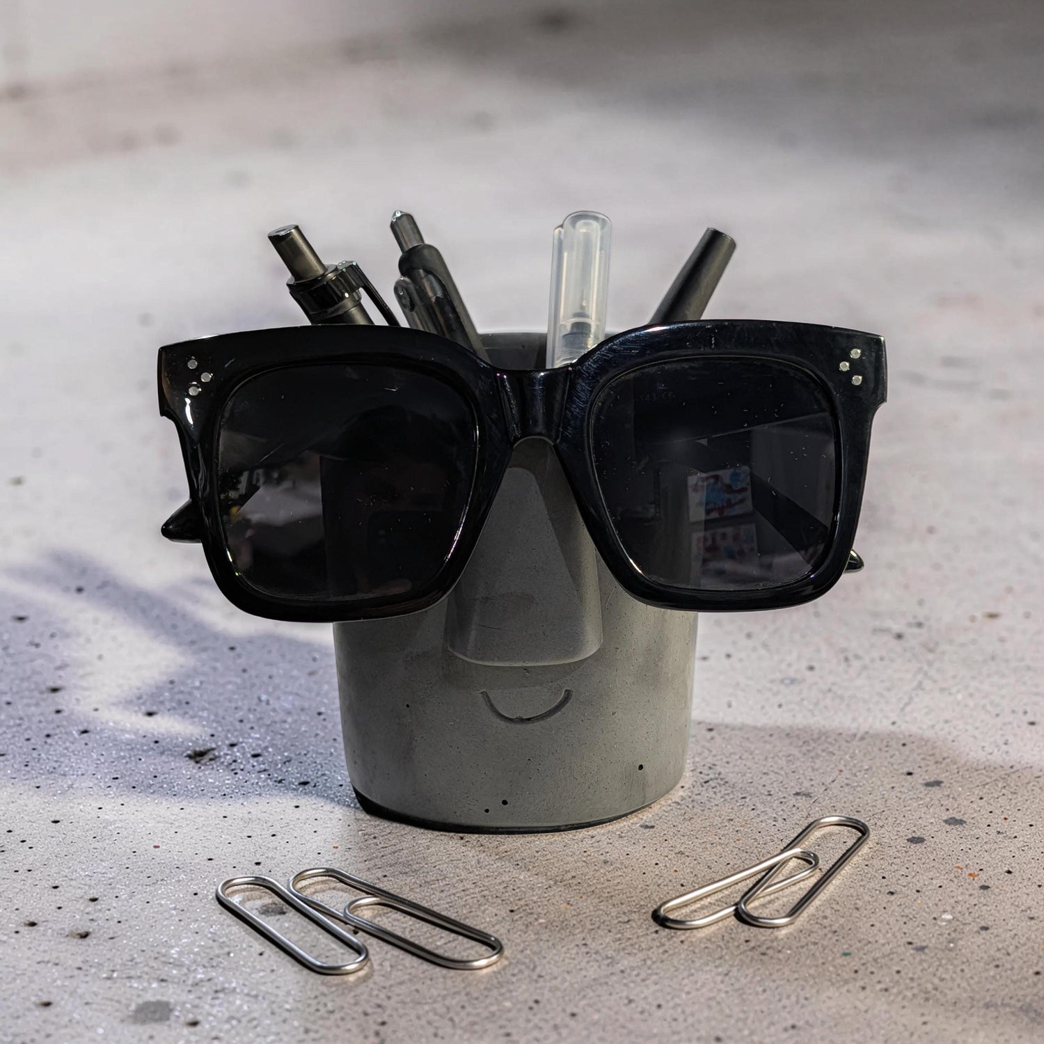 Concrete Glasses Holder &amp; Pencil Cup, Minimalist Face Glasses Stand, Unique Modern Desk Organizer, Eyeglass Stand, Cute Teacher Gift