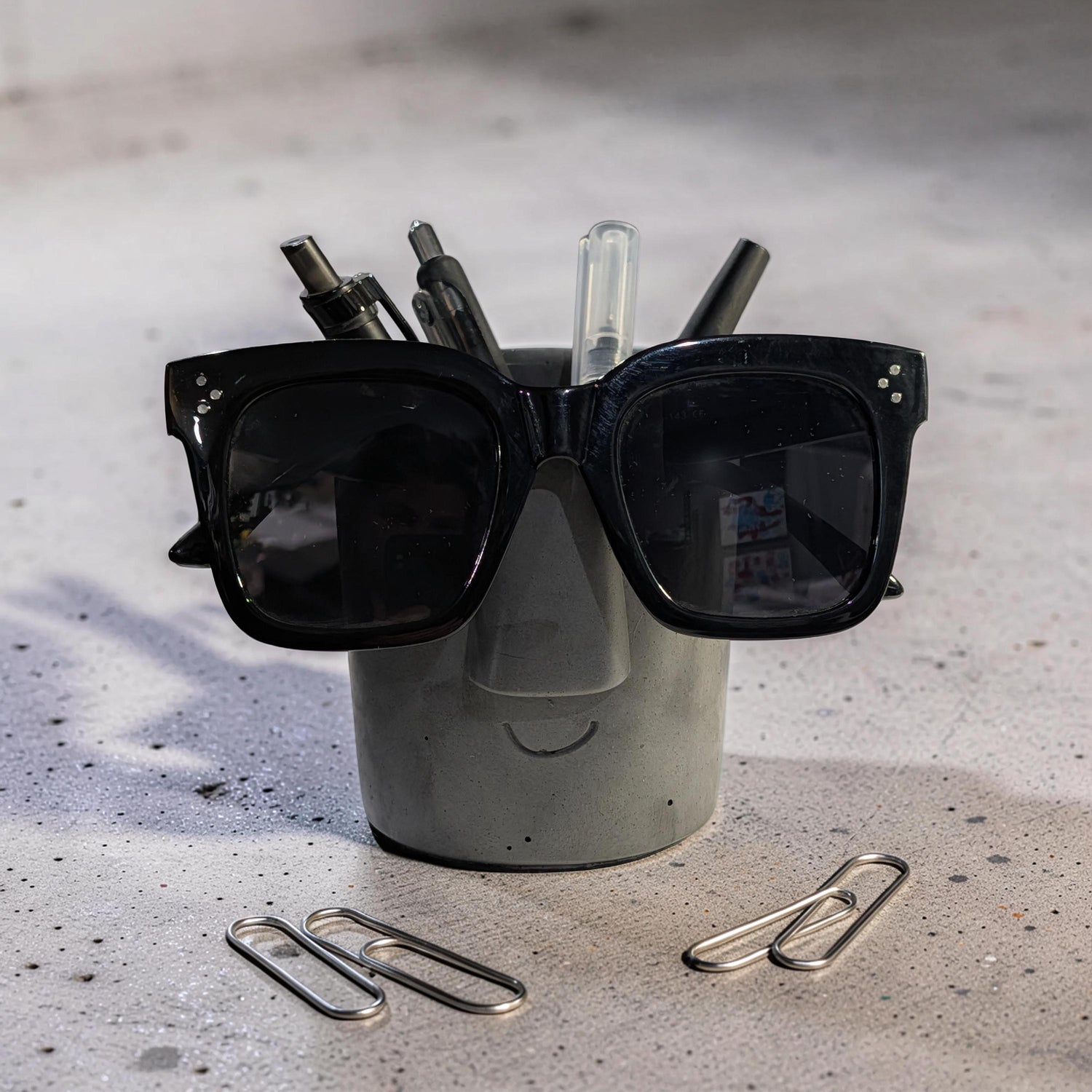 Concrete Glasses Holder &amp; Pencil Cup, Minimalist Face Glasses Stand, Unique Modern Desk Organizer, Eyeglass Stand, Cute Teacher Gift
