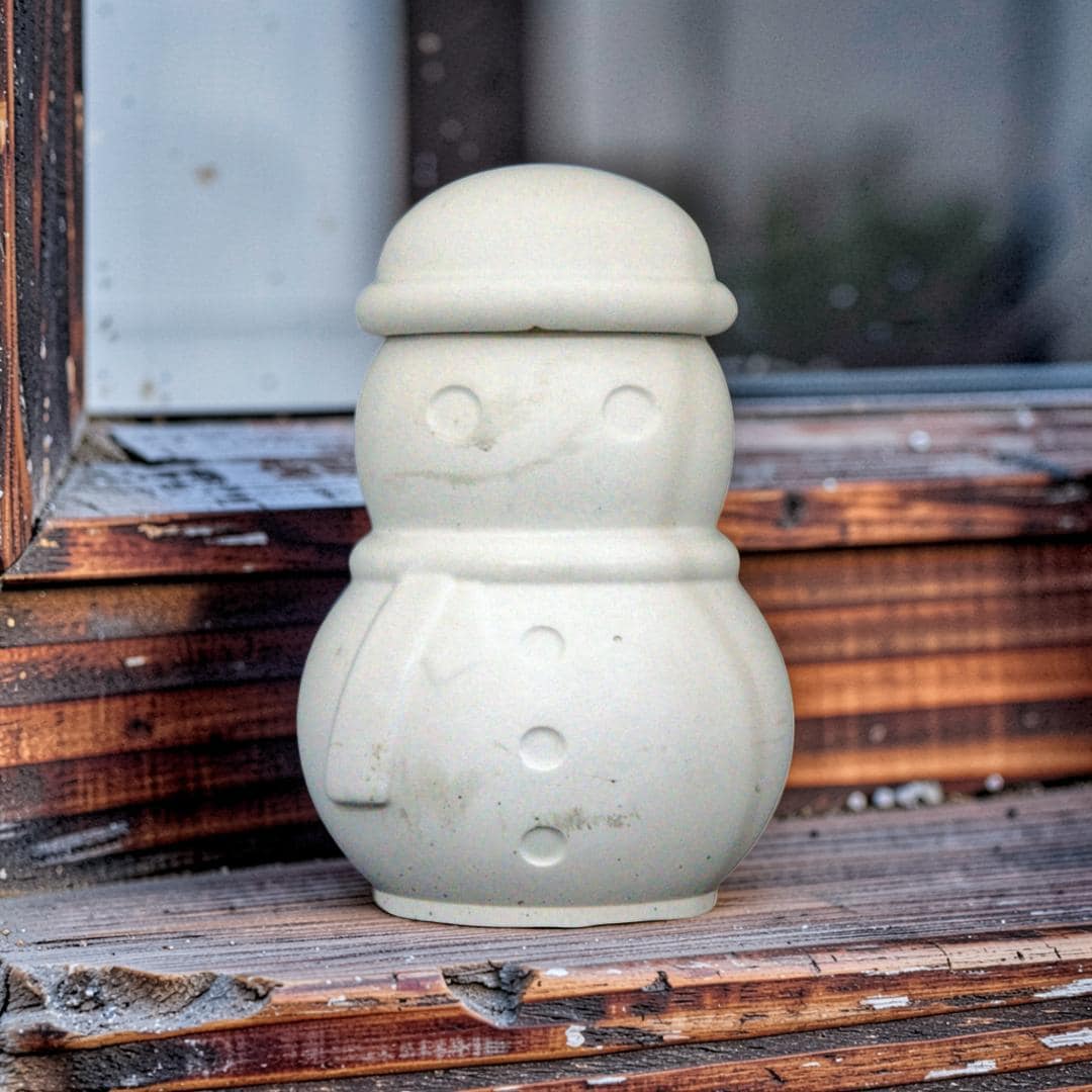 Concrete Snowman Jar with Lid, Christmas Storage Container, Winter Holiday Decor, Minimalist Trinket Box, Small Desk Organizer, Holiday Gift