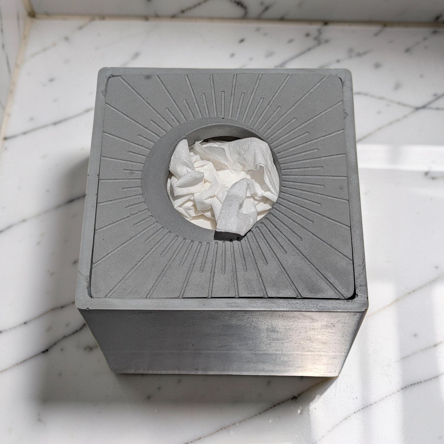 Modern Concrete Tissue Holder, Minimalist Square Sunburst Tissue Box with Lid, Industrial Bathroom Decor, Handcrafted Concrete Container