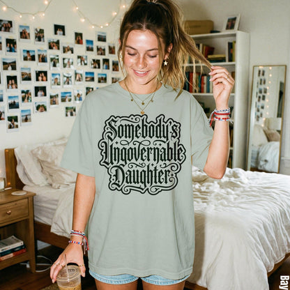 Light green t-shirt with &amp;quot;Somebody&amp;