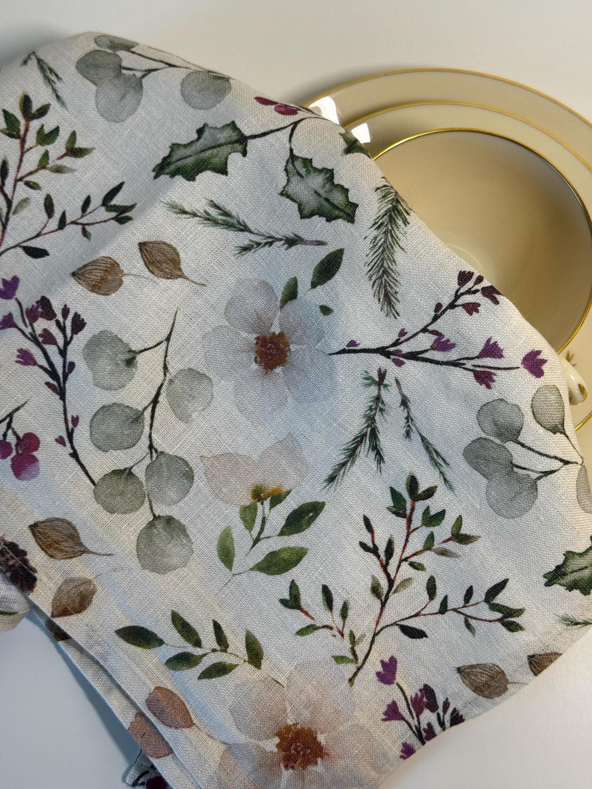 Winter Floral Napkin – Natural Linen Napkin – Holiday Botanical Table Decor