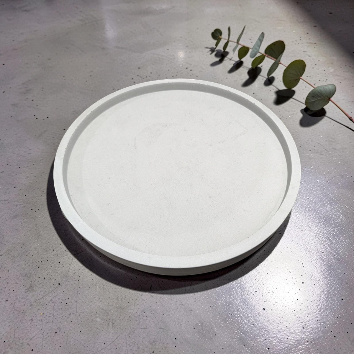 Large 15.5 Inch Concrete Round Tray, Modern Light Gray Decorative Centerpiece, Minimalist Coffee Table Catchall, Cement Vanity Tray