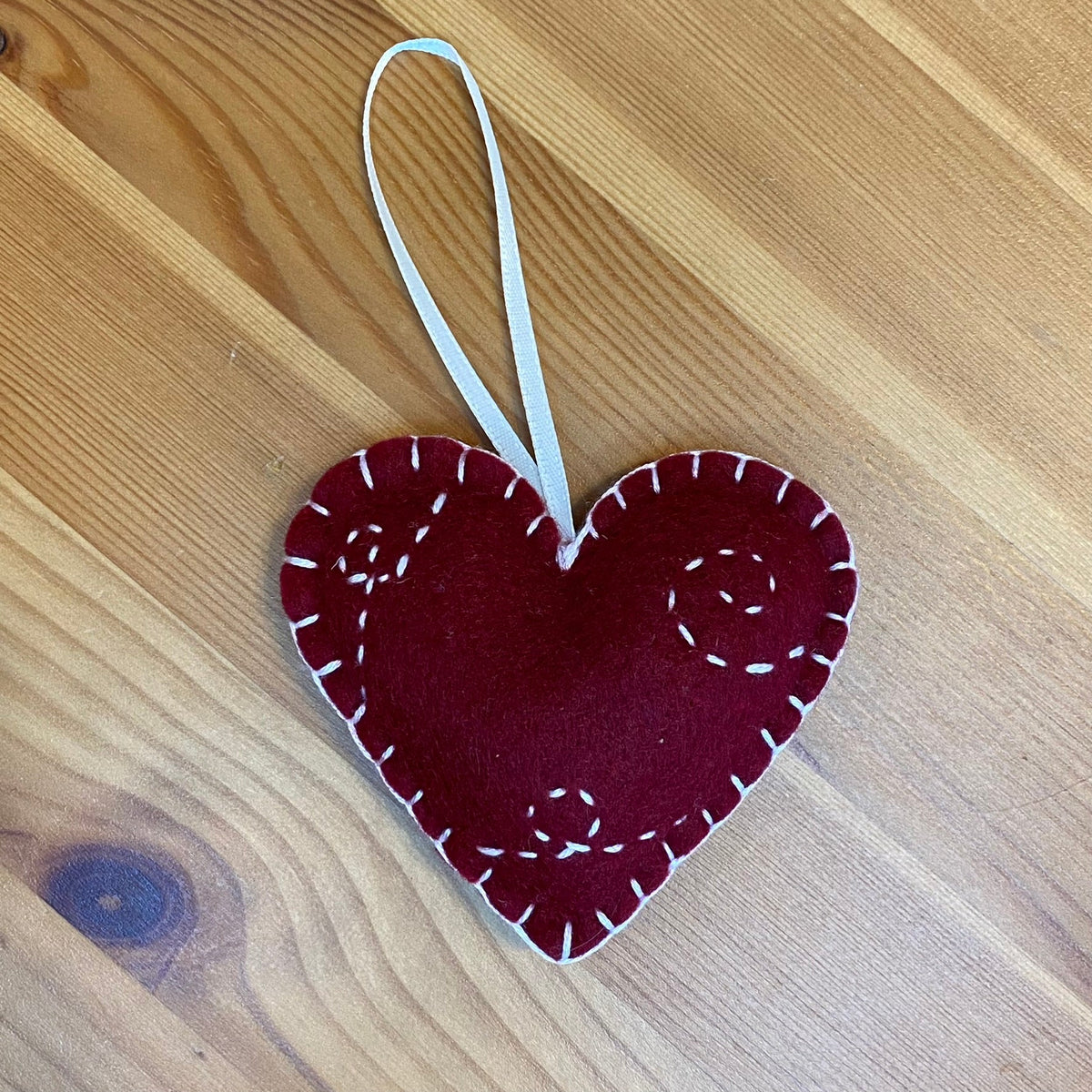 Swirl felt heart Christmas ornament