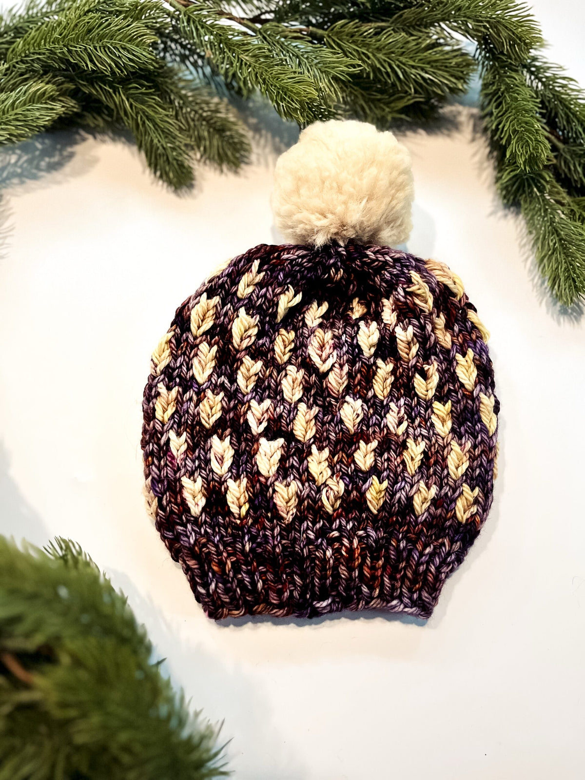 Leaf pattern chunky beanie