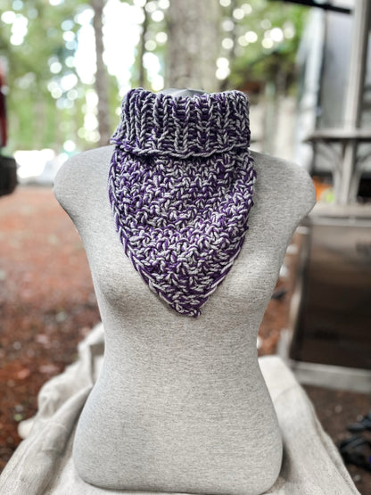 Chunky hand-dyed merino bandana cowl