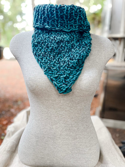 Chunky hand-dyed merino bandana cowl