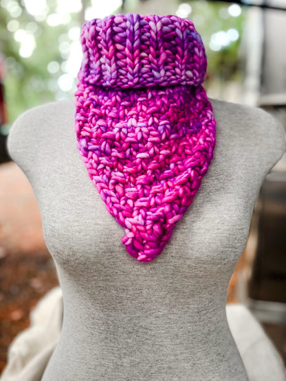 Chunky hand-dyed merino bandana cowl