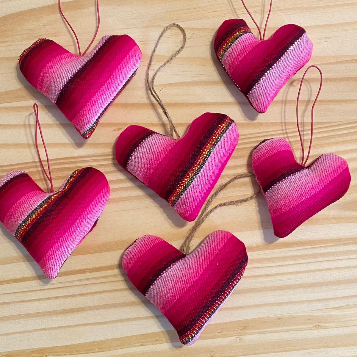 Aguayo Heart Ornaments - pink