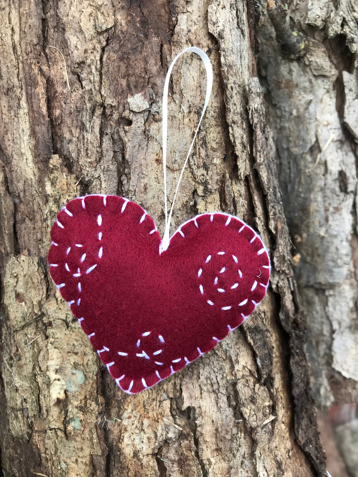 Swirl felt heart Christmas ornament