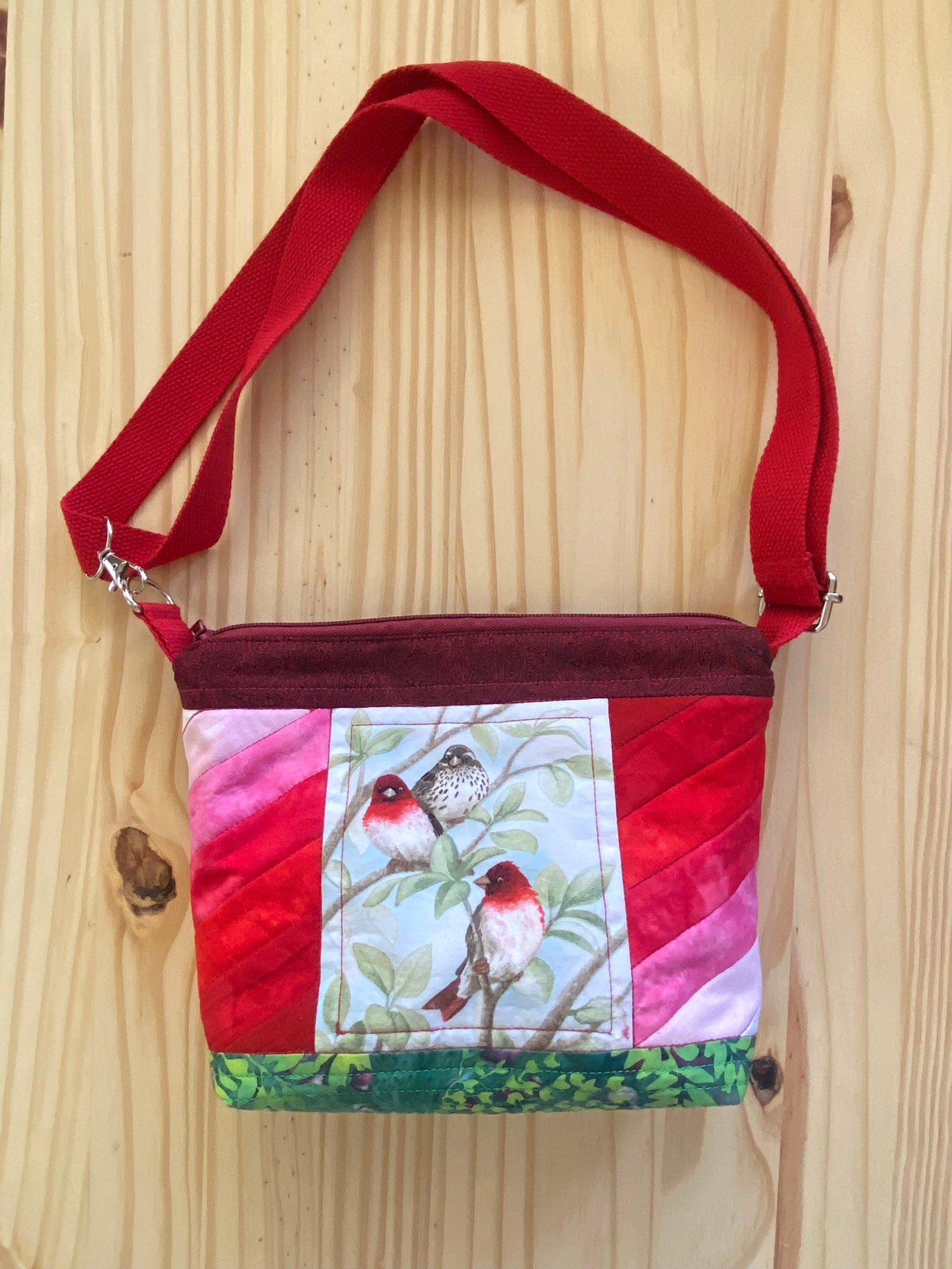 Quilted bird purse - red