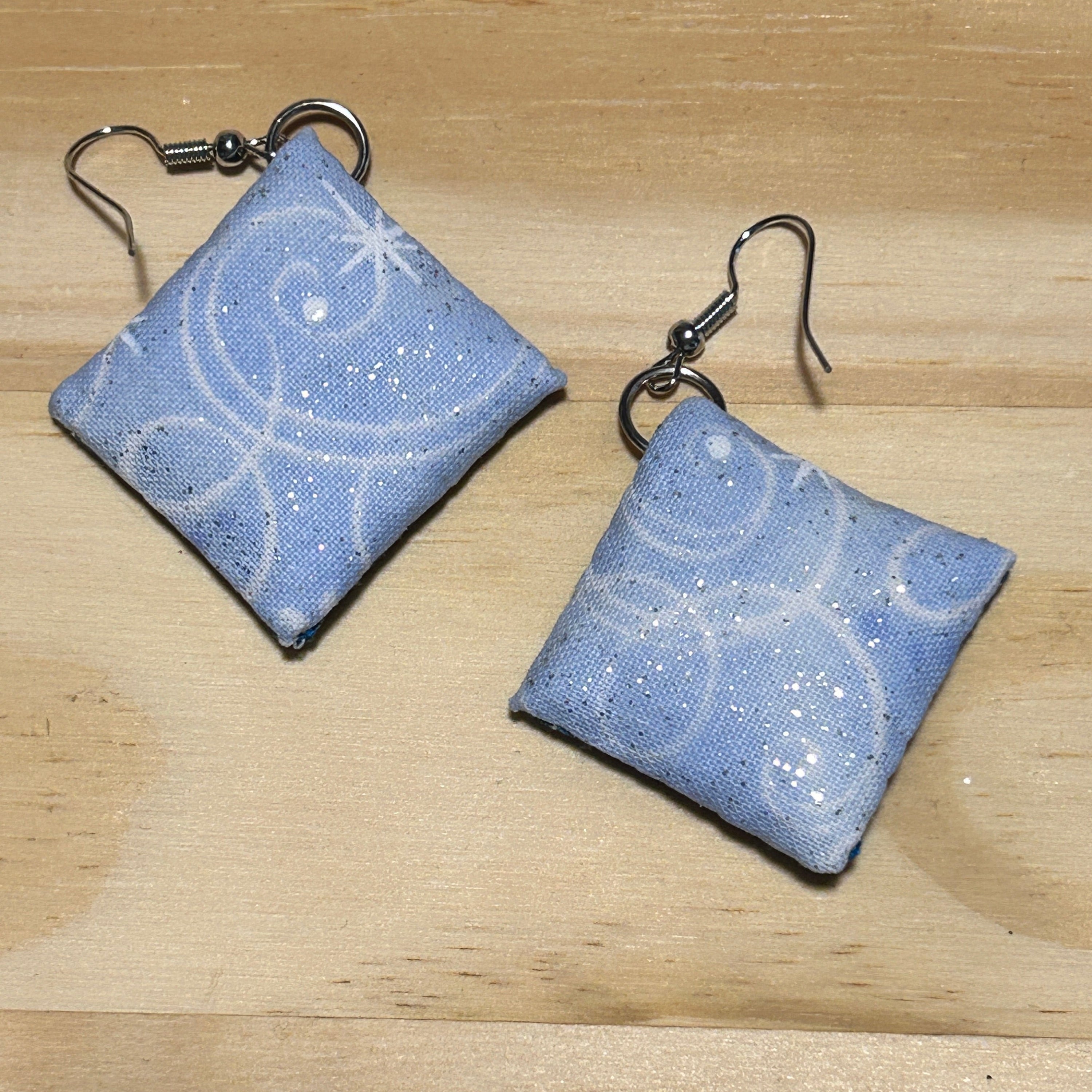 Scandi Snowflake Earrings - white on glittery aida