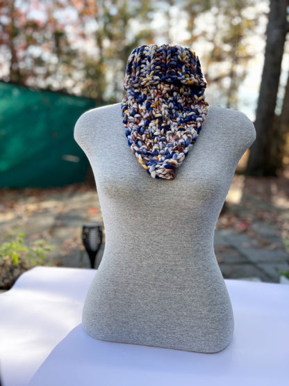 Chunky hand-dyed merino bandana cowl
