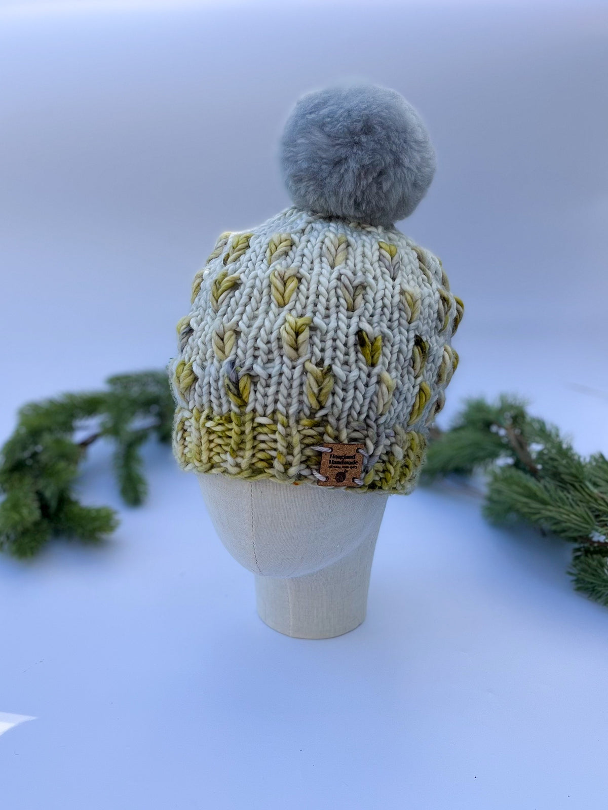 Leaf pattern chunky beanie