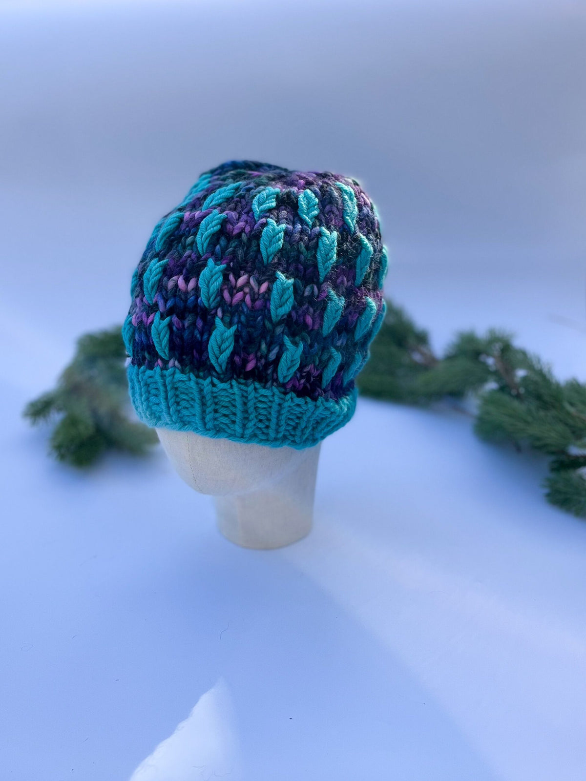 Leaf pattern chunky beanie