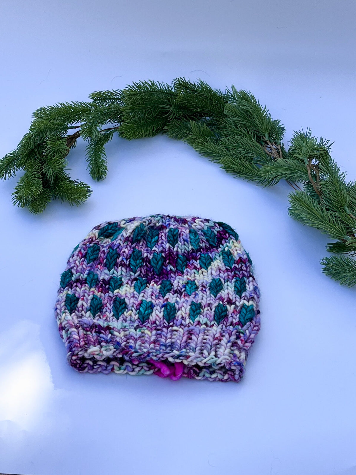 Leaf pattern chunky beanie