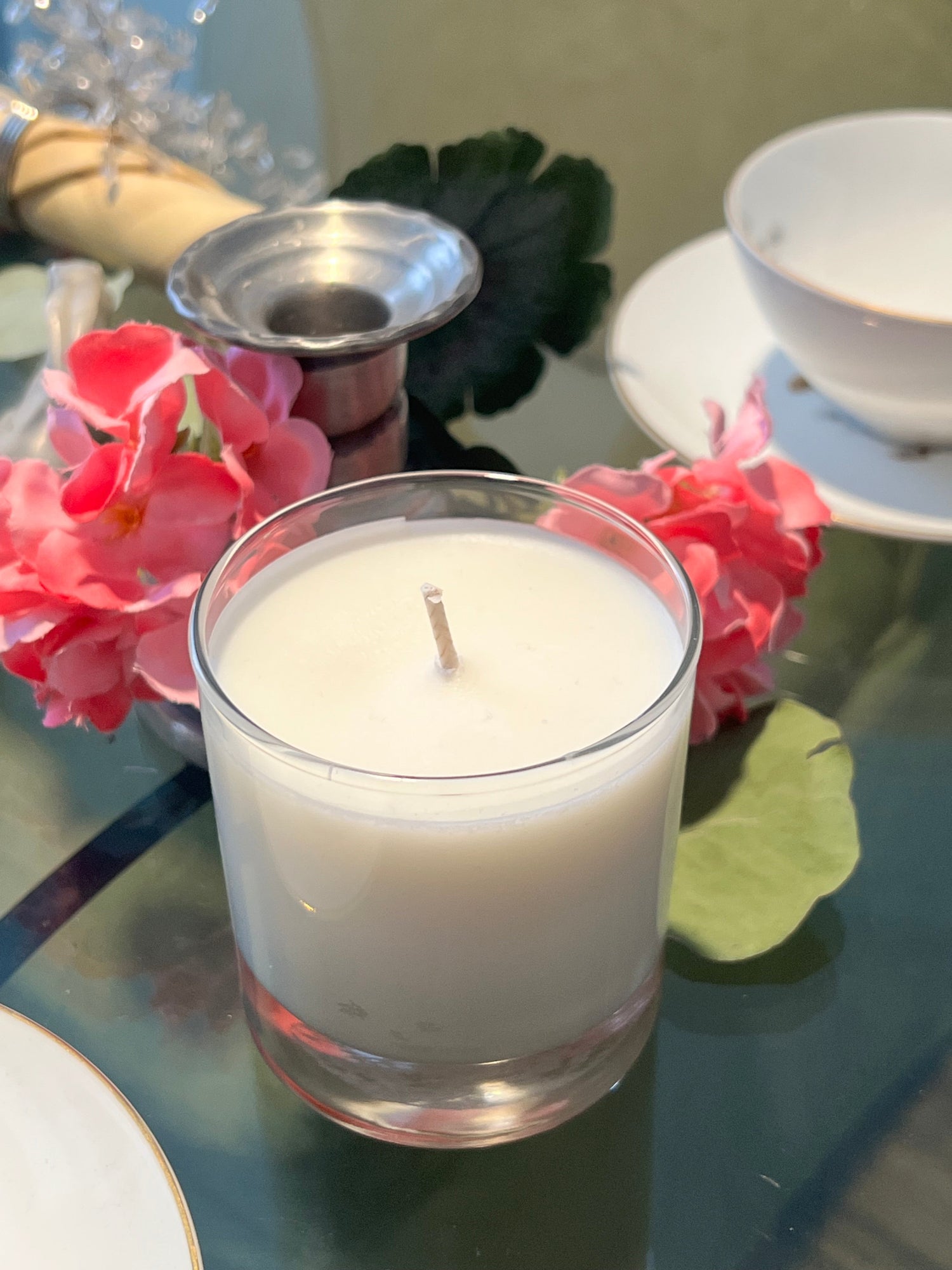 Tick Tock Naturals Organic Lemon Eucalyptus Aromatherapy Candle 7 oz
