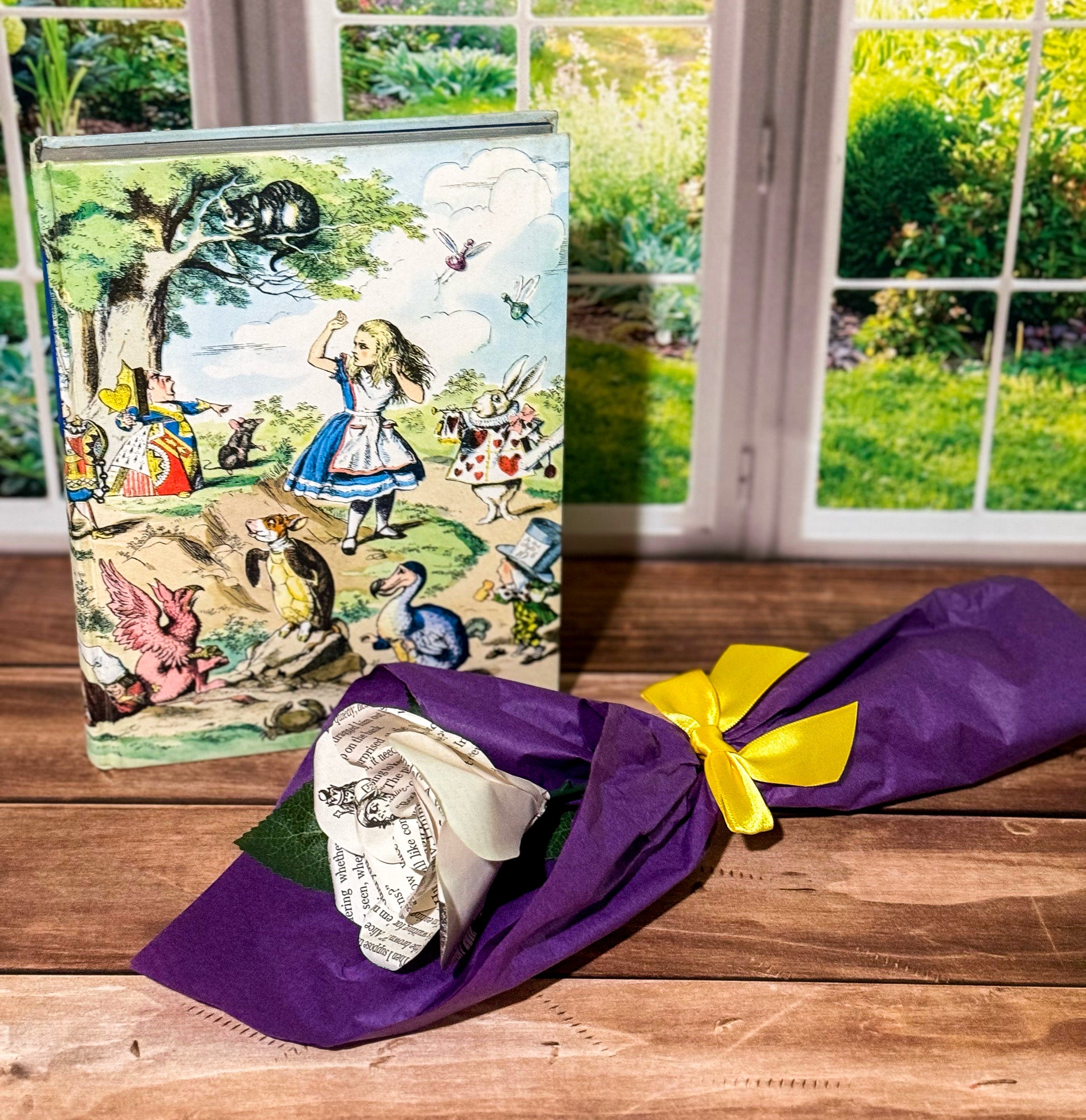 Alice in Wonderland Single Rose — Small