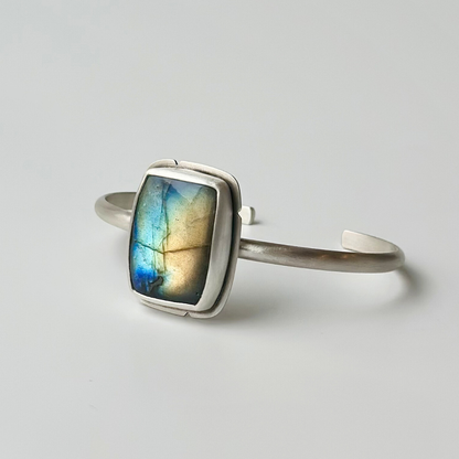 Sterling Silver &amp; Labradorite Cuff