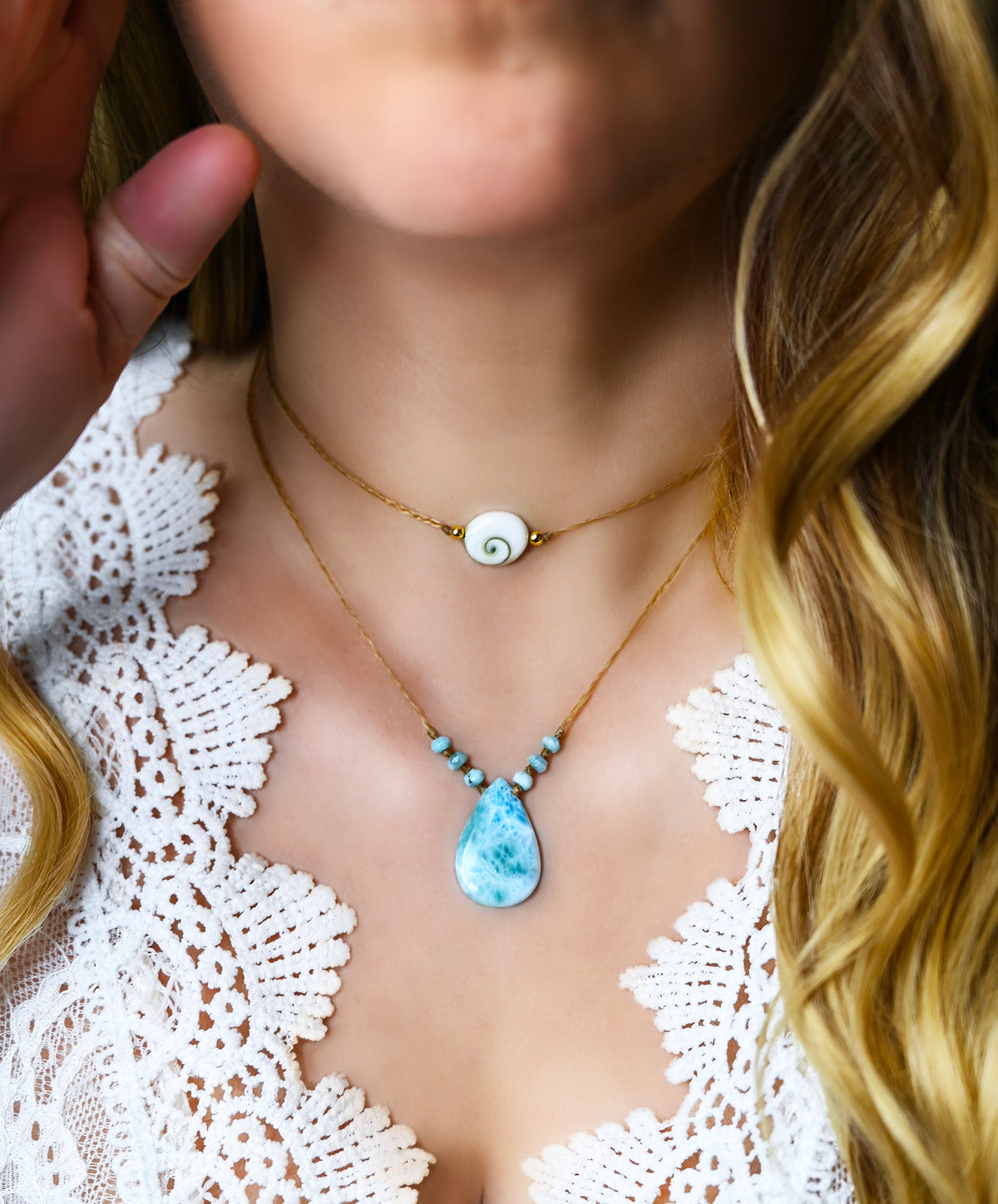 Rare Shiva Eye Shell and Gold Choker Necklace for Women, Handmade Jewelry, Boho Choker, Summer Jewelry, Beach Choker