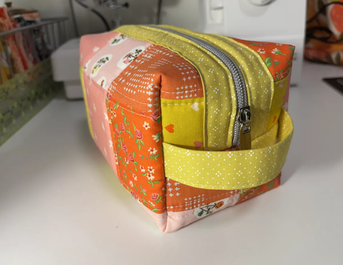 Large Boxy Zipper Bag for Travel