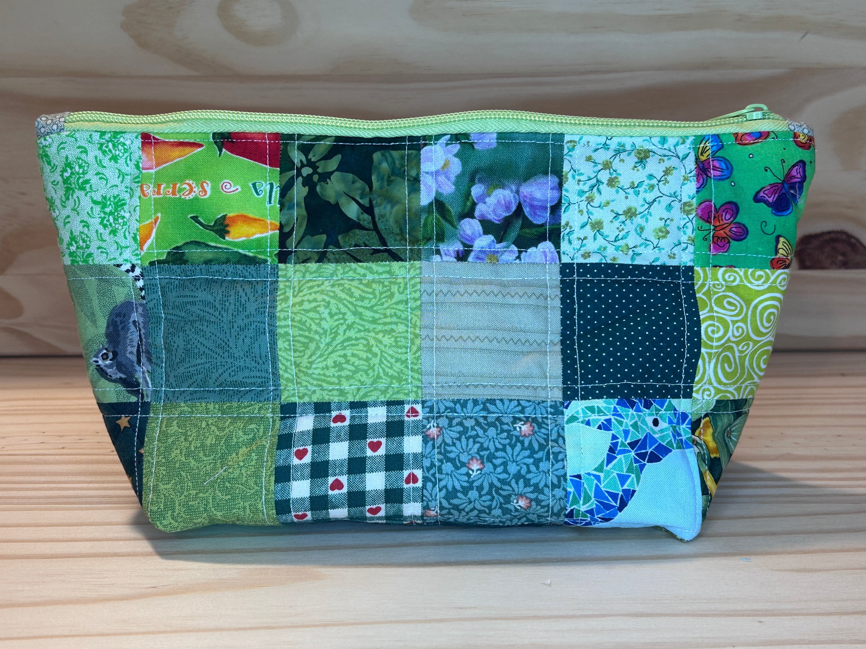 Scrappy patchwork zippered back -  large green