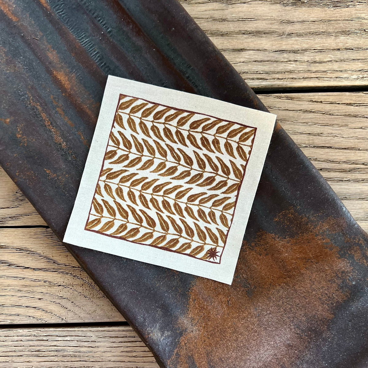 maaterra compostable cotton cocktail napkin with Honey Leaves design
