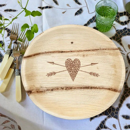 maaterra compostable palm leaf plate with Stone Heart design