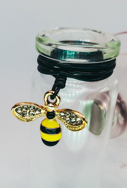 Prop Station - Bee