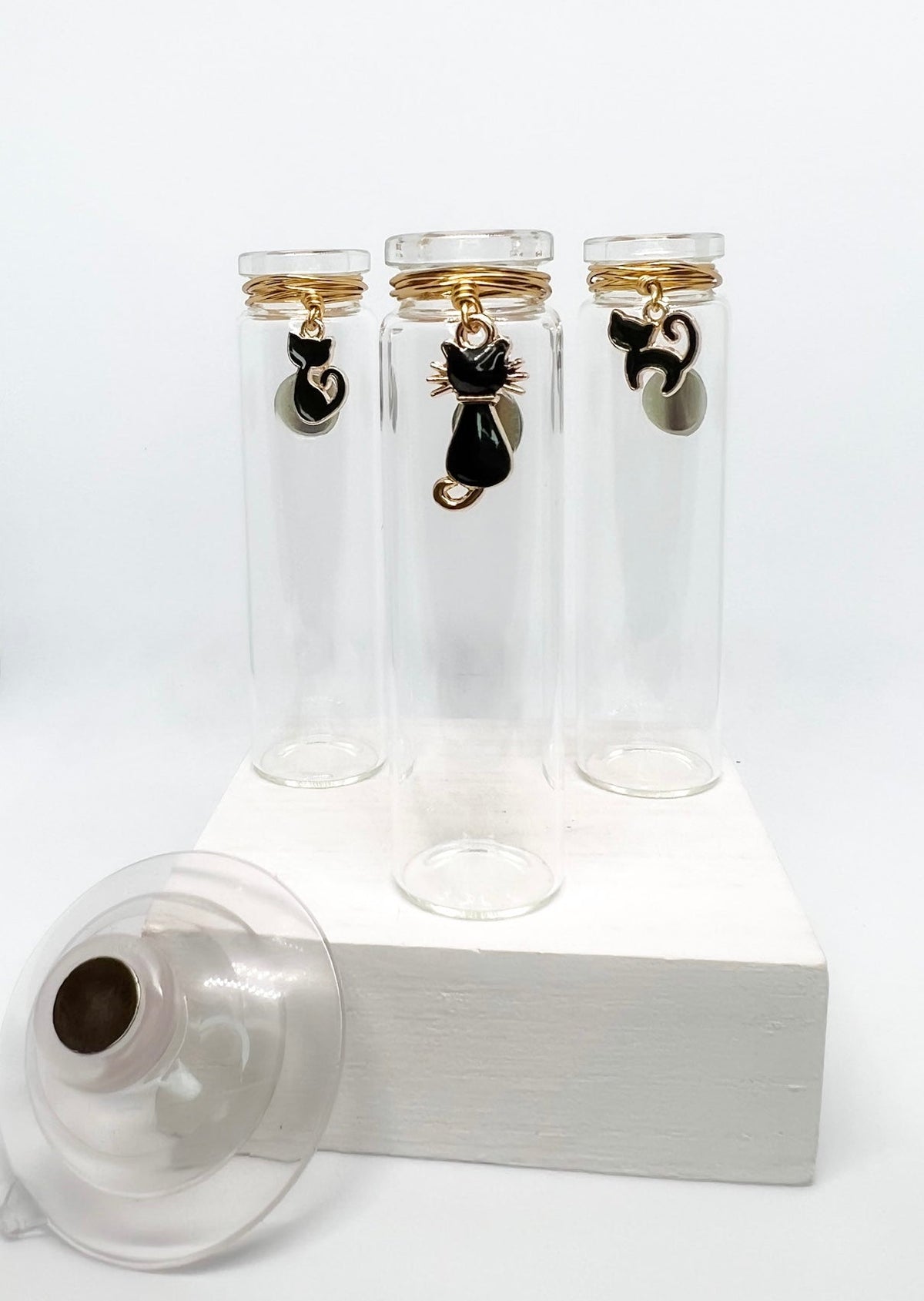 Prop Station - Black Cats