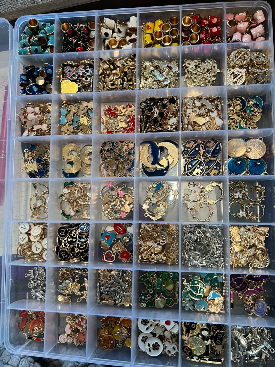 Magnetic Prop Station - Custom