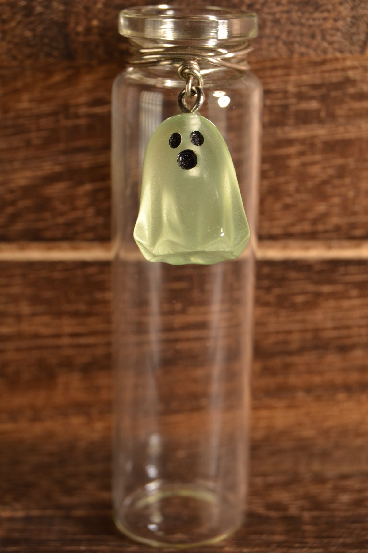Magnetic Prop Station - Glow-in-the-Dark Ghosts