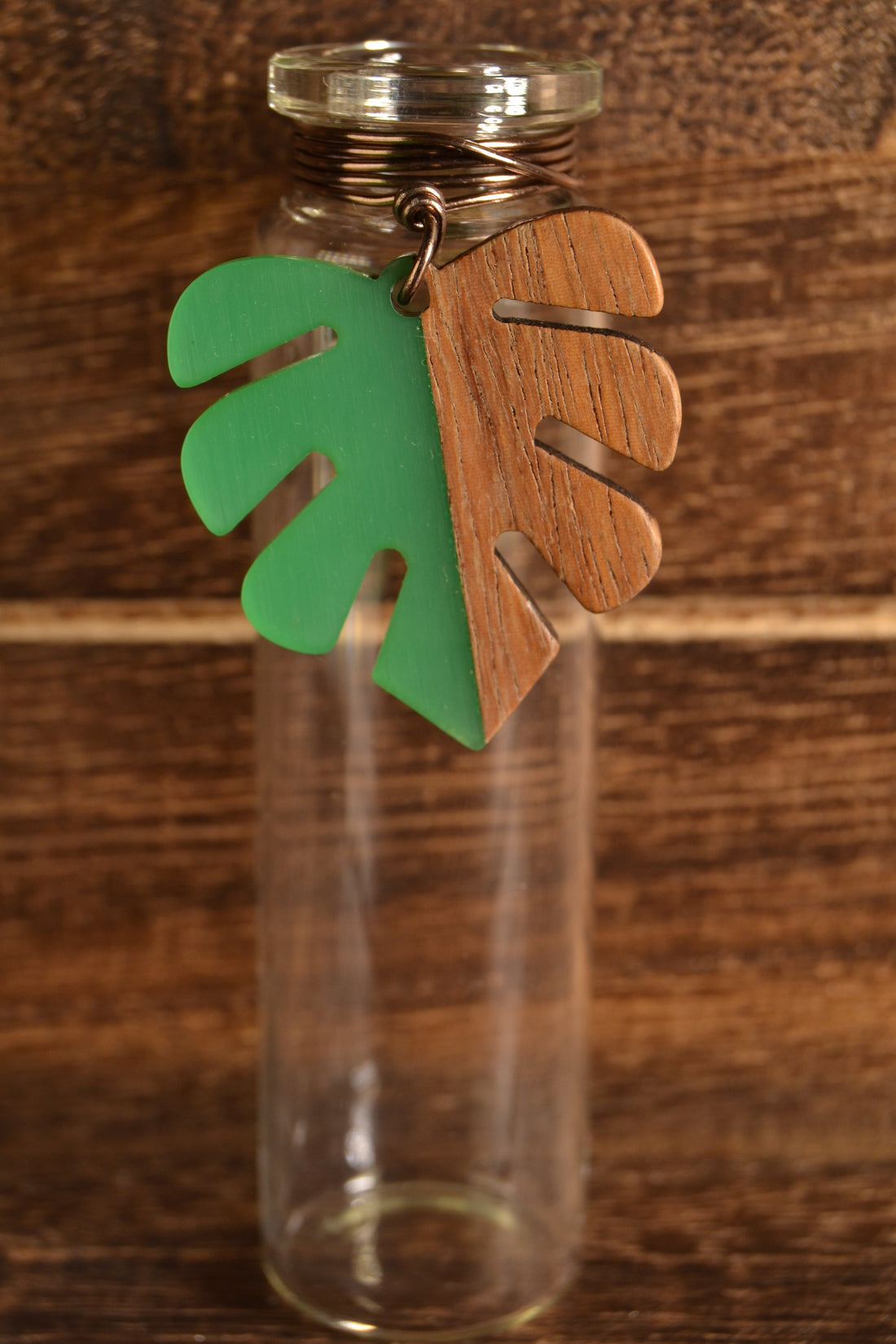 Magnetic Prop Station - Monstera