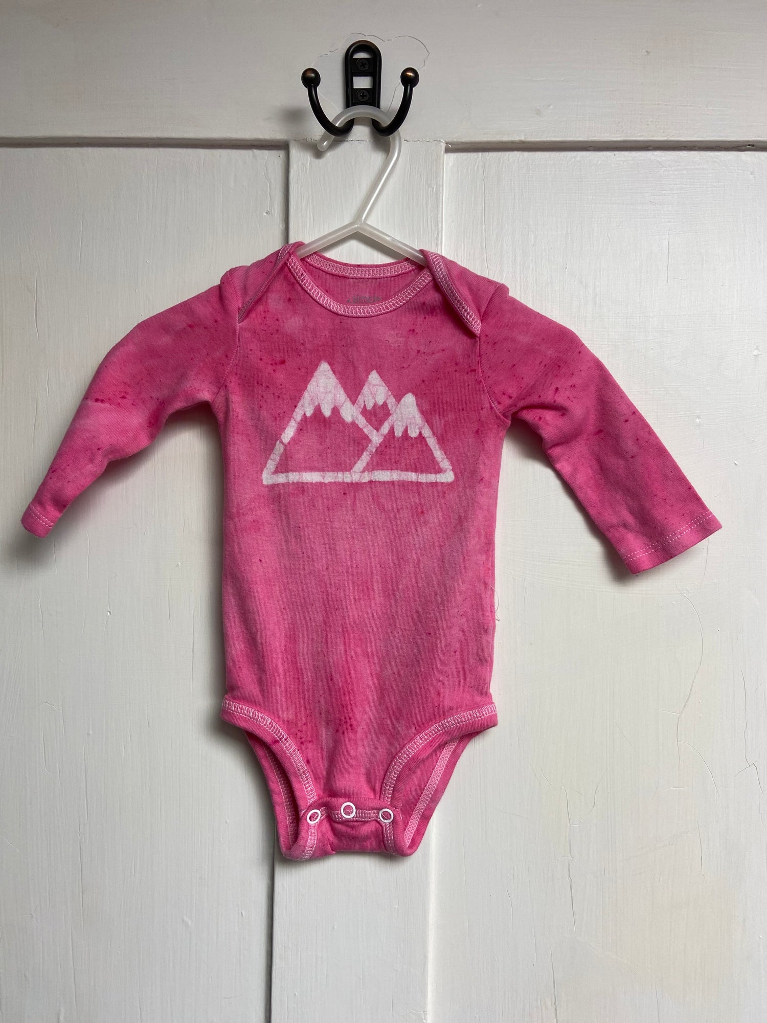 Mountain Baby Bodysuit, Long Sleeves