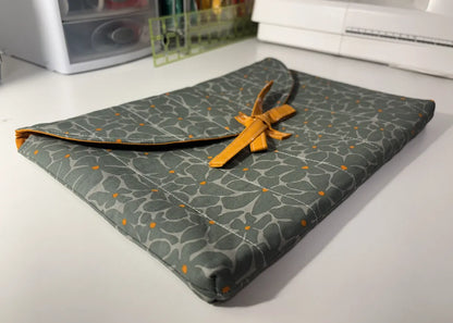 Quilted Laptop Case with Tie Close