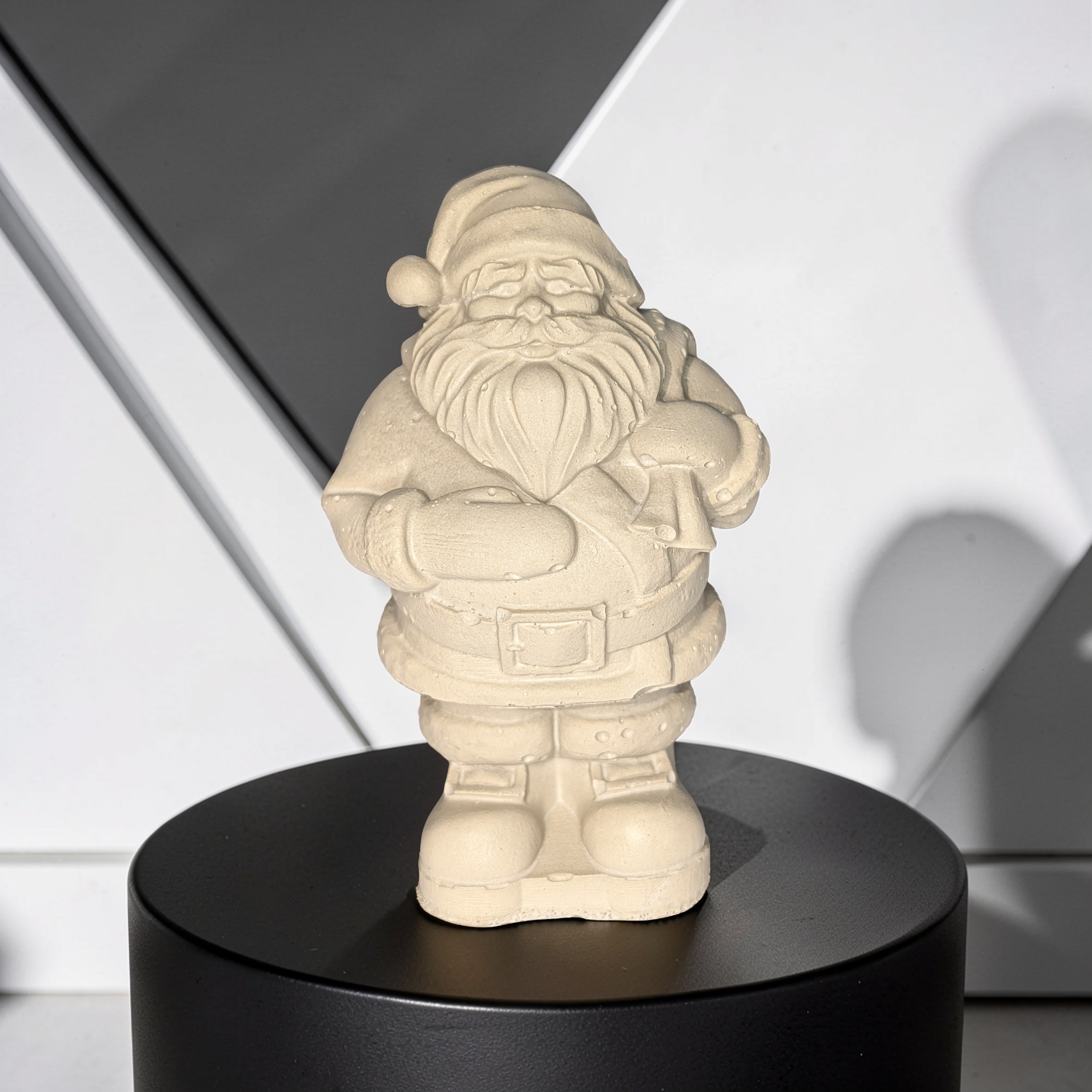Mini Concrete Santa Claus Figurine, Modern Christmas Shelf Sitter, Concrete Holiday Mantle Decor, Christmas Gnome Paperweight, Paint Your Own Santa Craft
