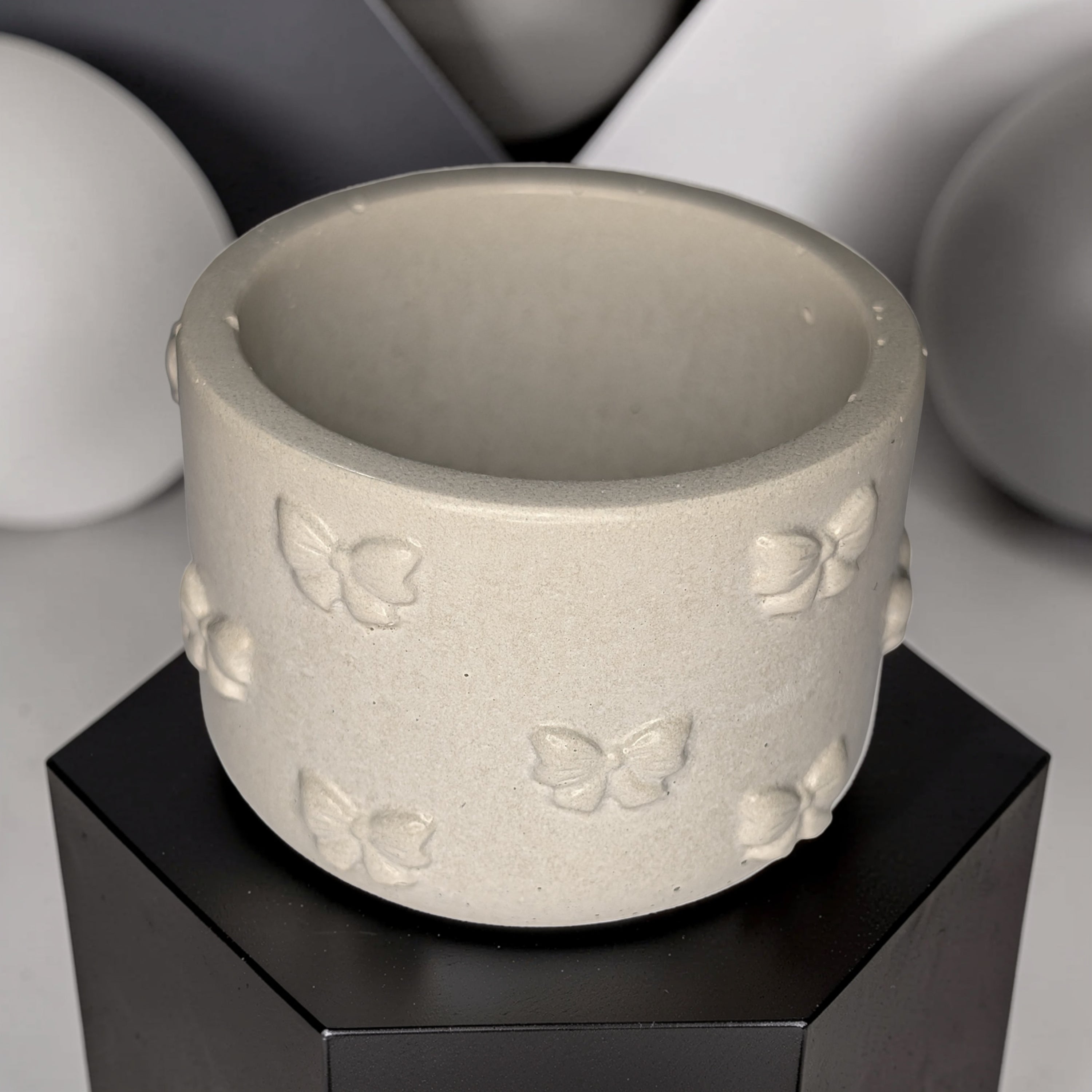 Concrete Bow Candle Holder, Cute Coquette Mini Planter, Aesthetic Tea Light Votive Holder, Small Desk Organizer &amp; Catchall Dish, Ribbon Decor