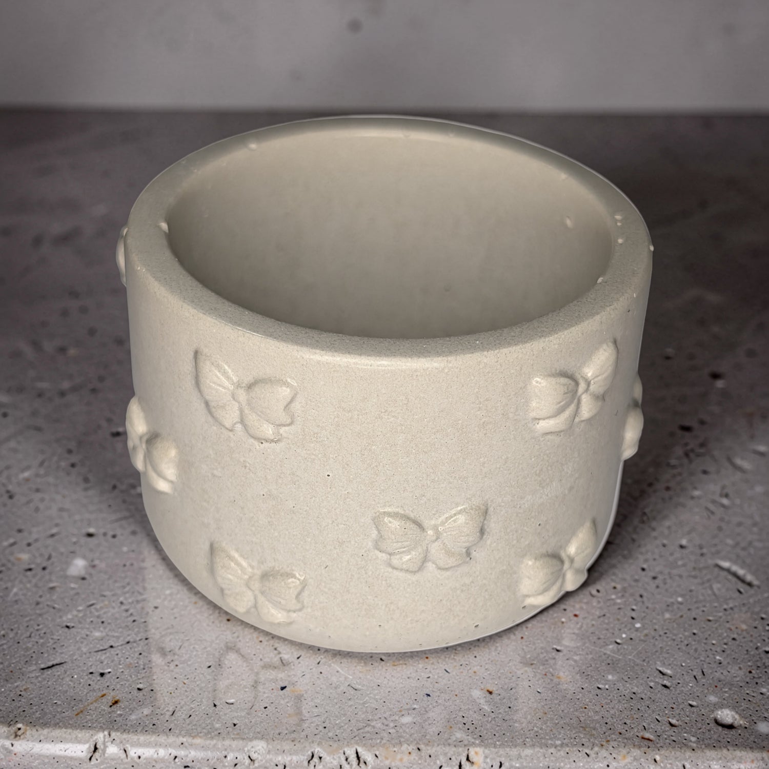 Concrete Bow Candle Holder, Cute Coquette Mini Planter, Aesthetic Tea Light Votive Holder, Small Desk Organizer &amp; Catchall Dish, Ribbon Decor