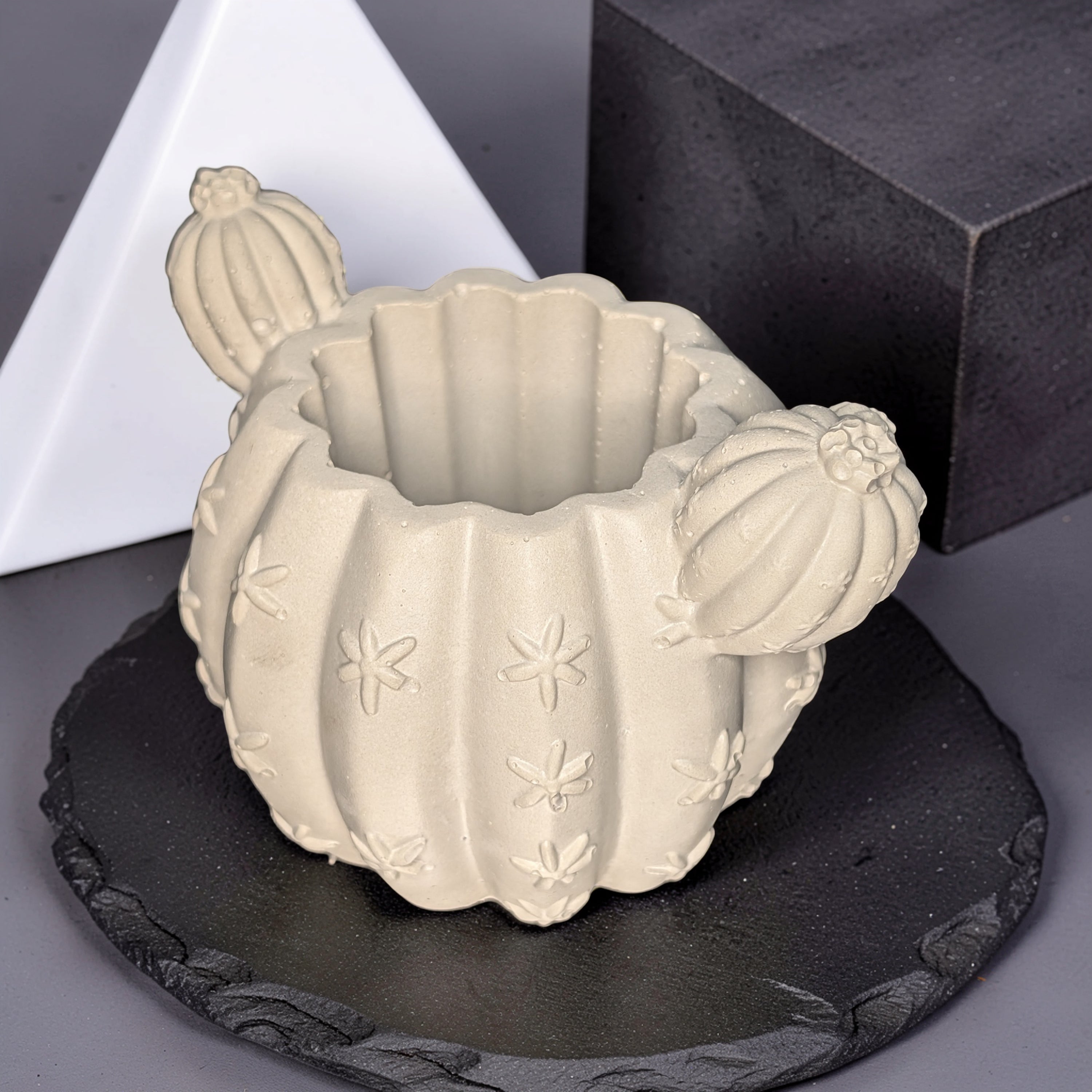 Concrete Cactus Planter, Saguaro Succulent Pot, Cute Desert Decor Jar, Mini Boho Cement Catchall, Pen Holder, Southwest Home Decor, Plant Lover Gift