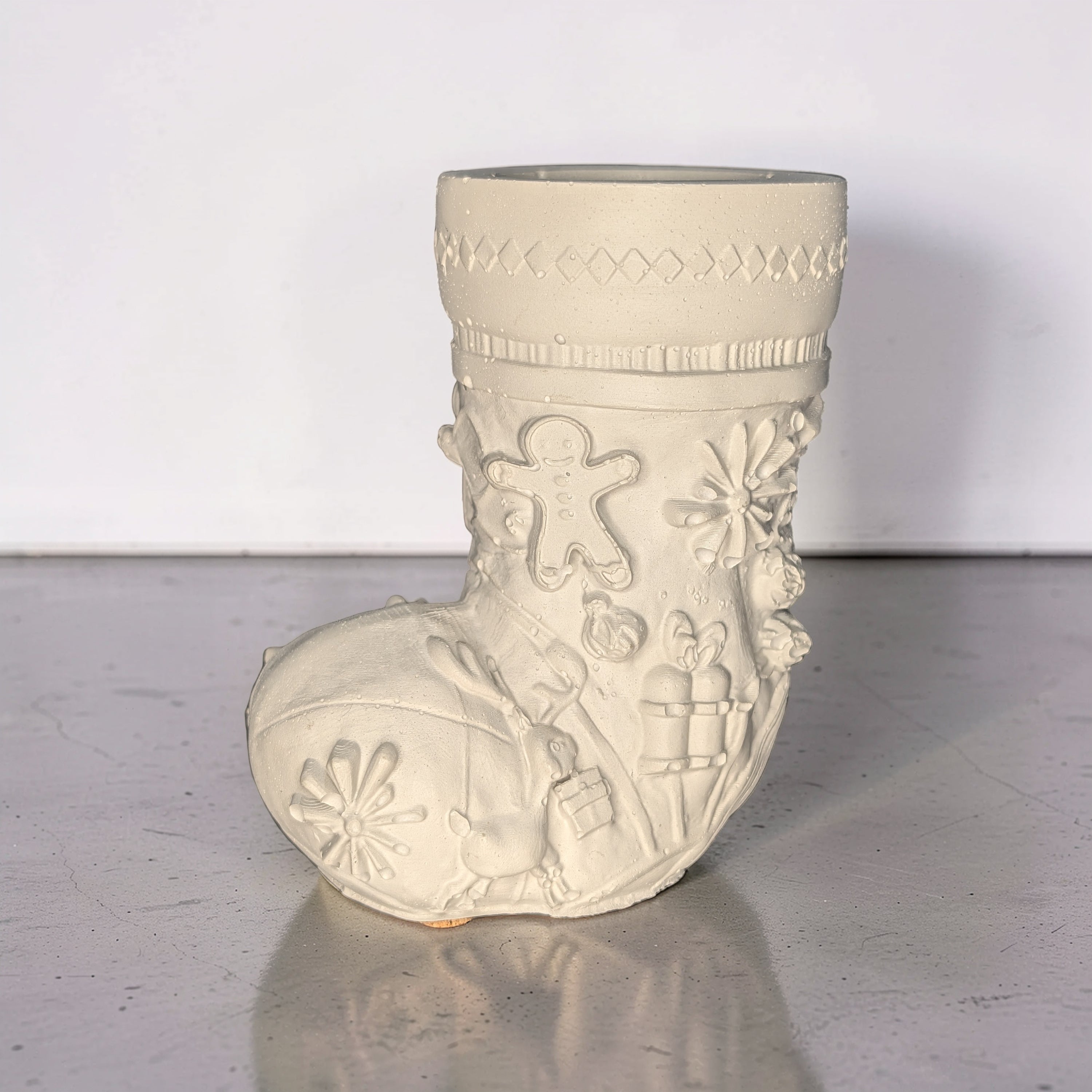 Concrete Christmas Stocking Jar, Paint Your Own Holiday Decor, Cement Candle Vessel, Christmas Planter, Santa Boot Desk Organizer, DIY Craft Gift
