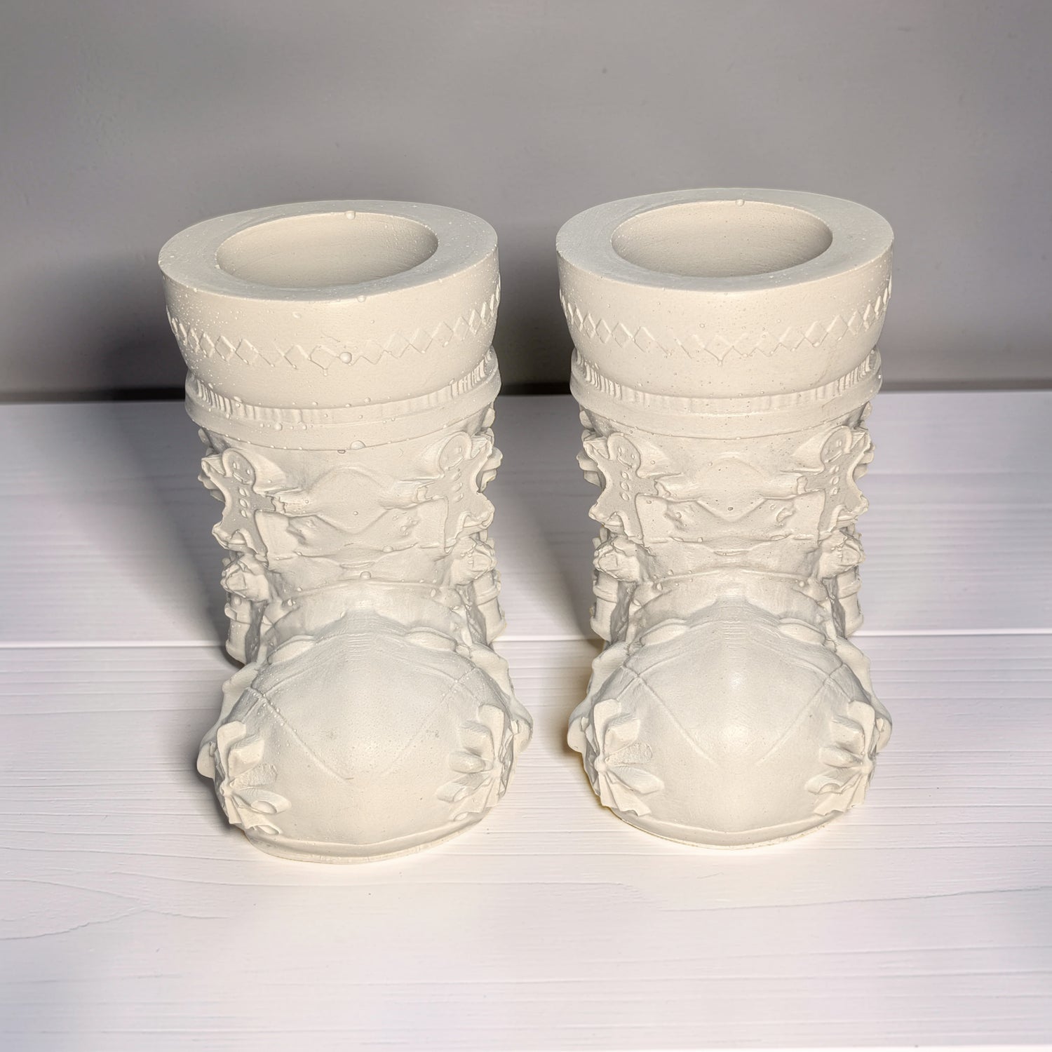 Concrete Christmas Stocking Jar, Paint Your Own Holiday Decor, Cement Candle Vessel, Christmas Planter, Santa Boot Desk Organizer, DIY Craft Gift