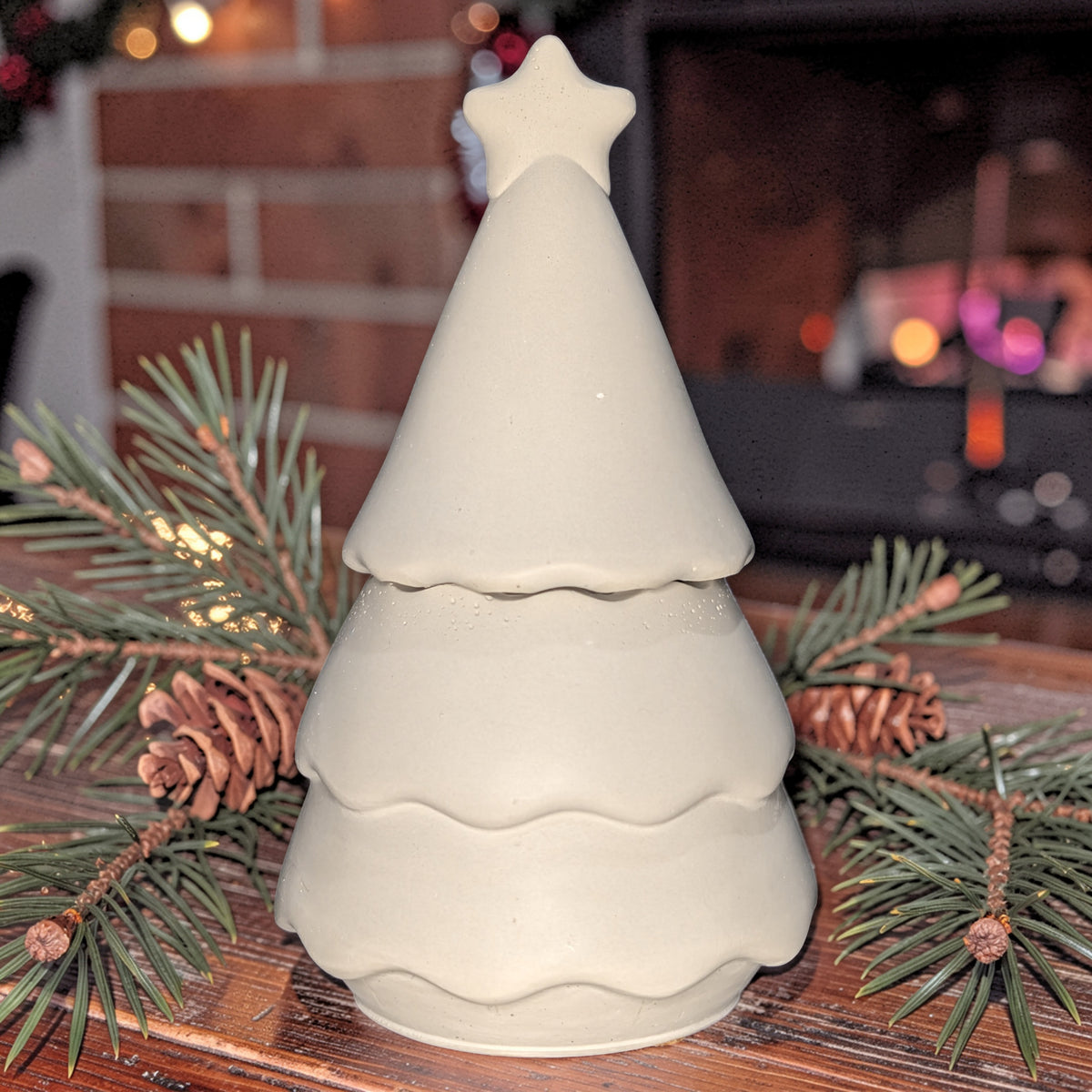 Handmade Concrete Christmas Tree Jar with Star Lid | 3oz Holiday Candle Vessel, Festive Trinket Dish &amp; Modern Winter Decor