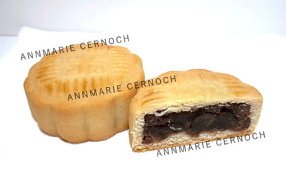Mooncakes 2pk (Red Bean, Cinn/Vani, Choco, Coconut)