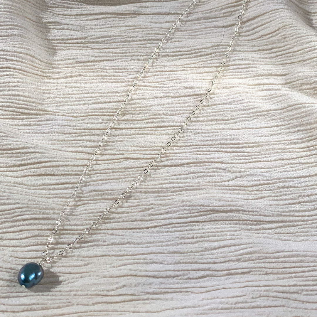 Blue Pearl Dainty Necklace