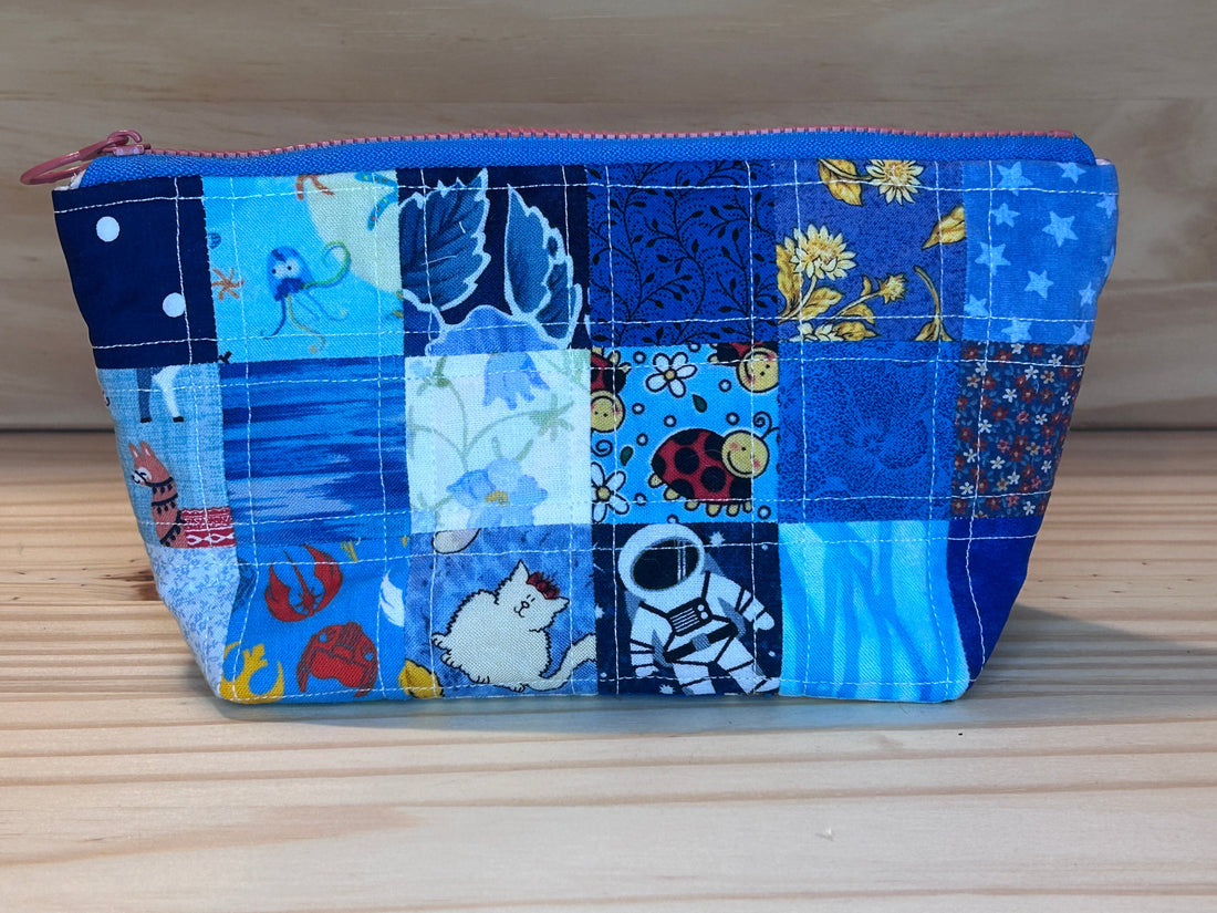 Scrappy patchwork zippered back -  small blue