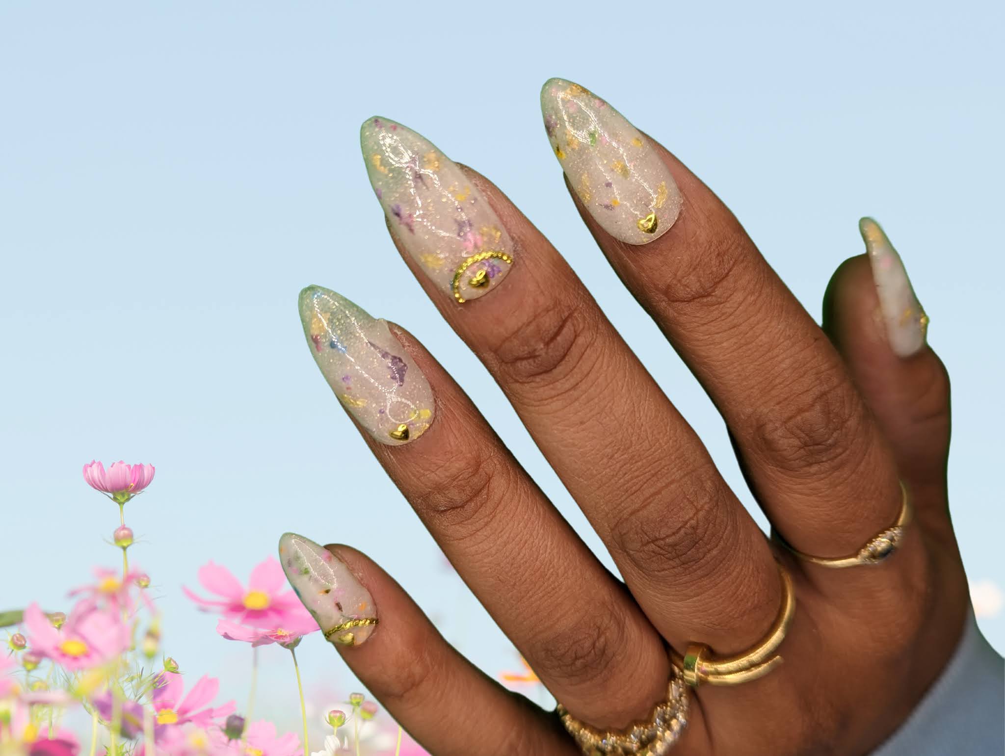 Flower and Water - Floral Milk Bath and Gold Accents Press-On Nail Extensions 10pcs