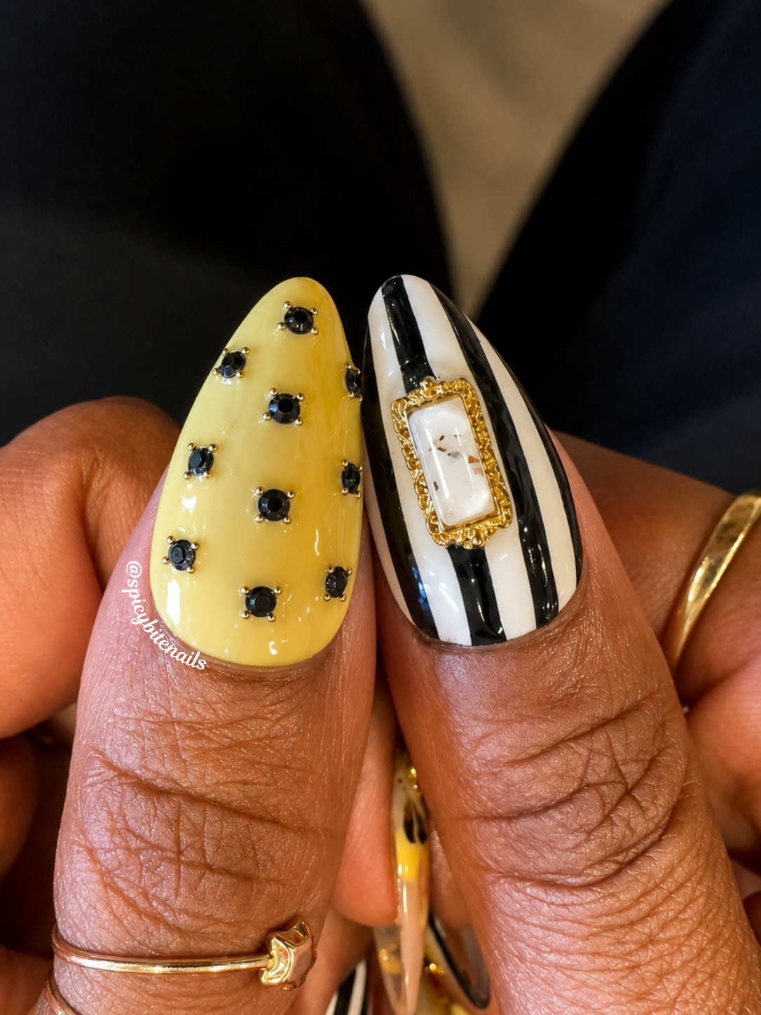 Butter and Caviar - Butter Yellow and Black Graphic False Press-On Nail Extensions 10pcs